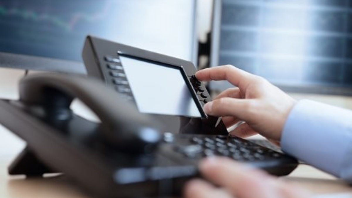 AI-powered Simple Phones Software Answering Service